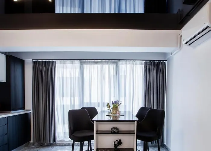 Savas Apartment Navodari